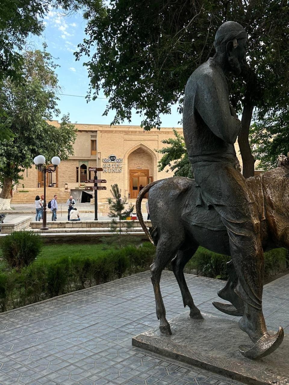 Munis Hotel Buchara Exteriér fotografie
